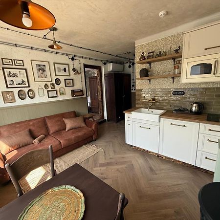 Kavart Apartments Trencin Bagian luar foto